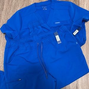 JAANUU ROYAL BLUE SCRUB SET NWT